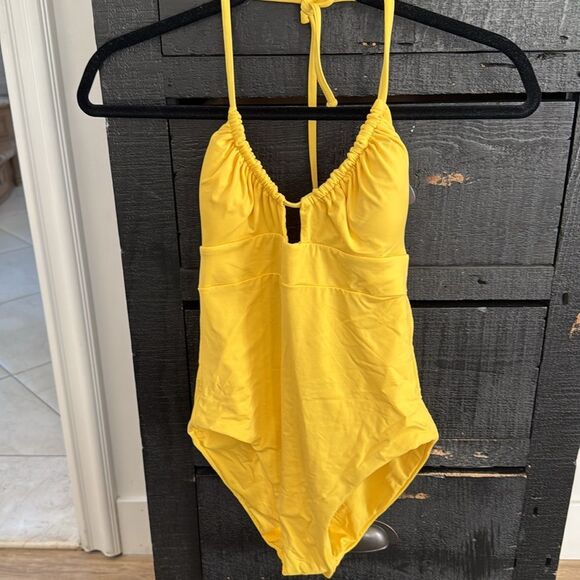 Becca Candice Swimsuit NWT small - Picture 6 of 9